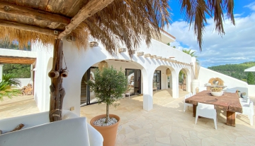 resa estates blackstad finca sale ibiza san miguel house curves.jpg